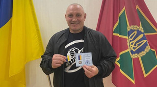 Вовчанчин у 51 рік підняв 72 кг гирю: легенда ММА продовжує дивувати силою