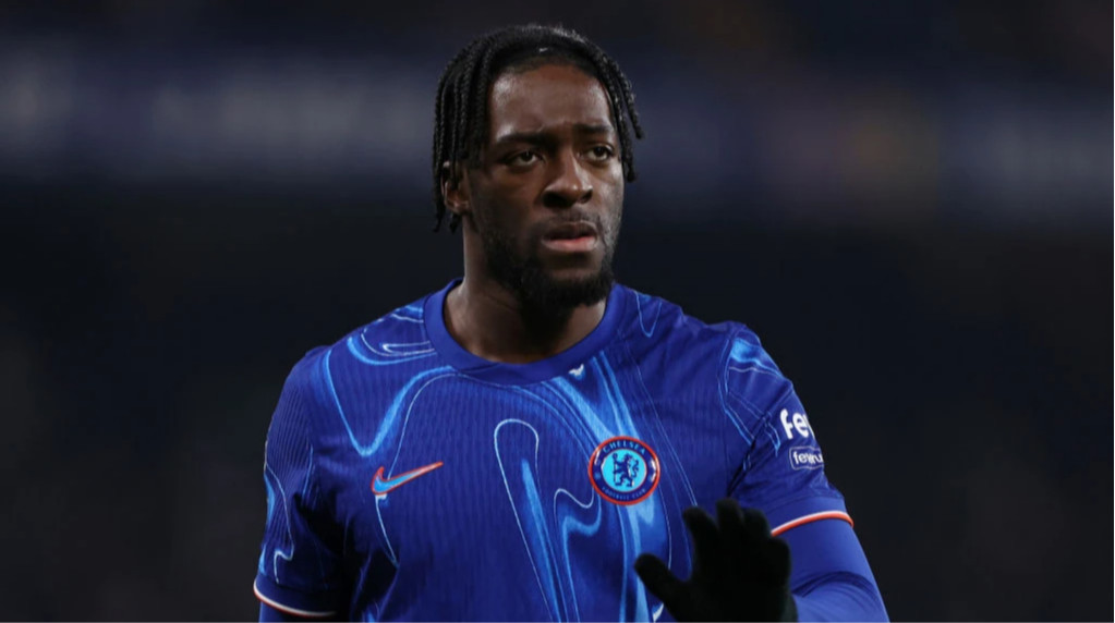 Челсі хоче позбутися французького захисника