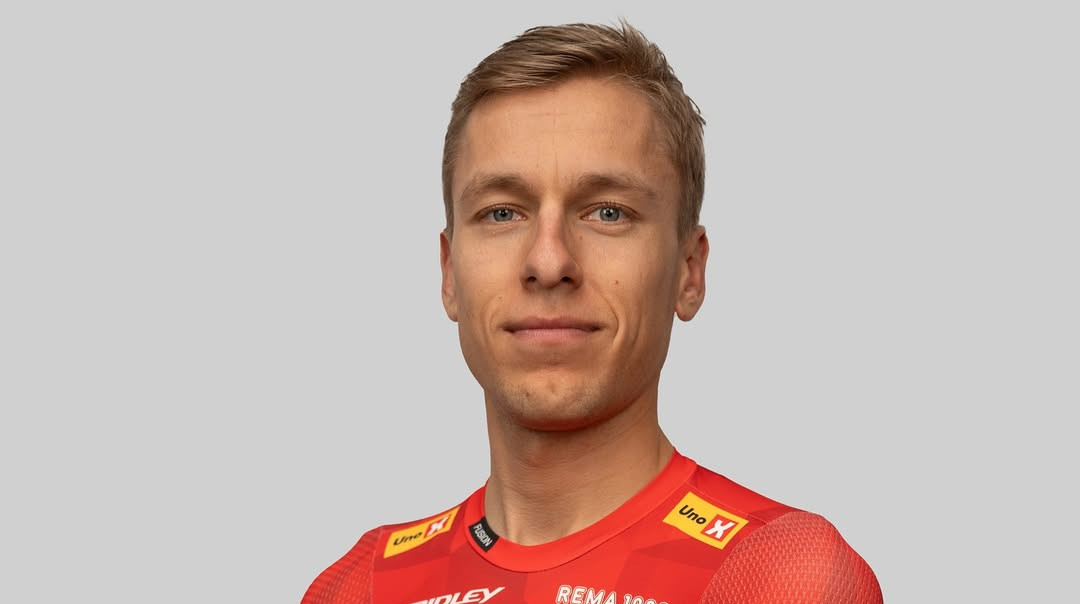 Норвежский велогонщик потерял сознание после финиша 16 этапа Тур де Франс