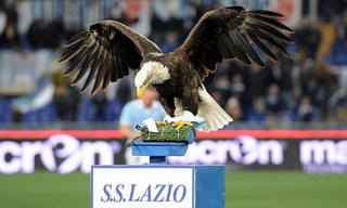 На футболках Лаціо з'явилися вболівальники клубу. ВІДЕО