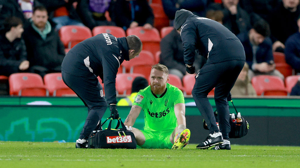 Суперник збірної України у відборі на ЧС-2026 втратив всіх основних воротарів команди