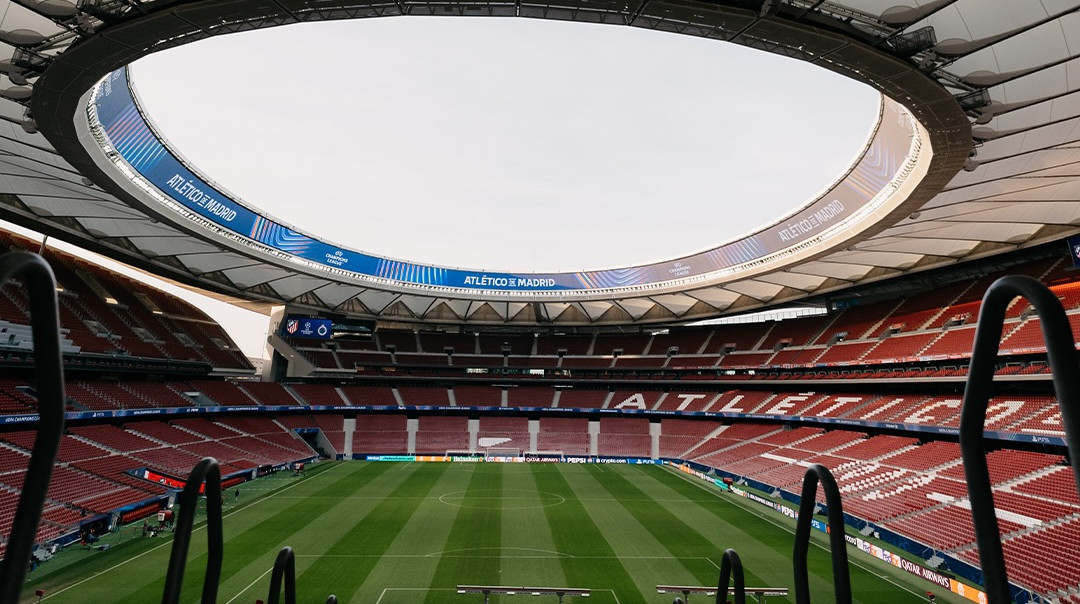 УЄФА відхилив скаргу Барселони на газон стадіону Атлетико напередодні очної зустрічі в 1/4 фіналу ЛЧ