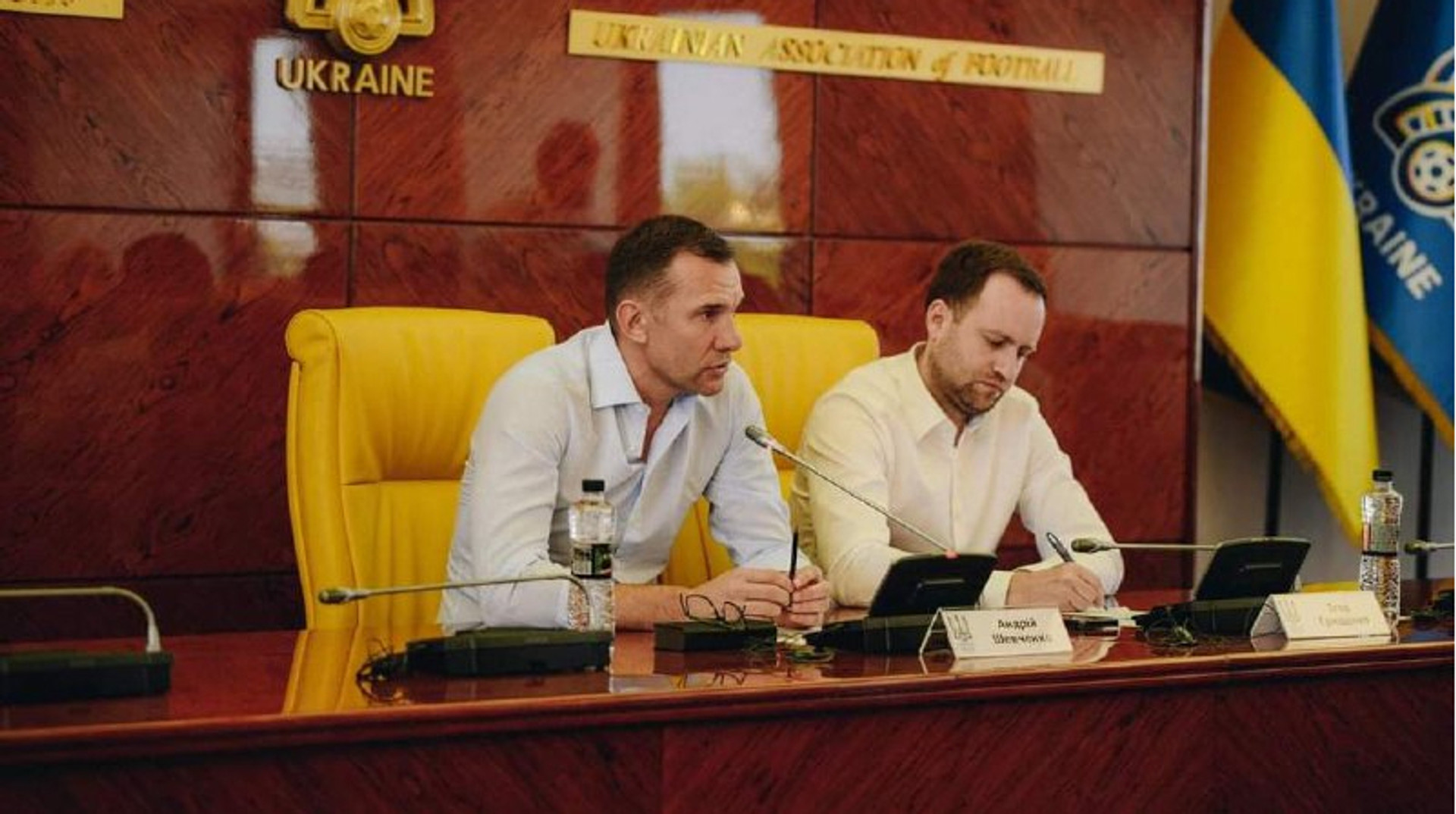 Холодные ответы на горячие вопросы: как прошла пресс-конференция Шевченко