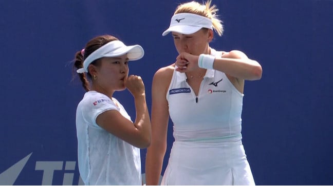 Kichenok won the second consecutive WTA tournament in a paired discharge