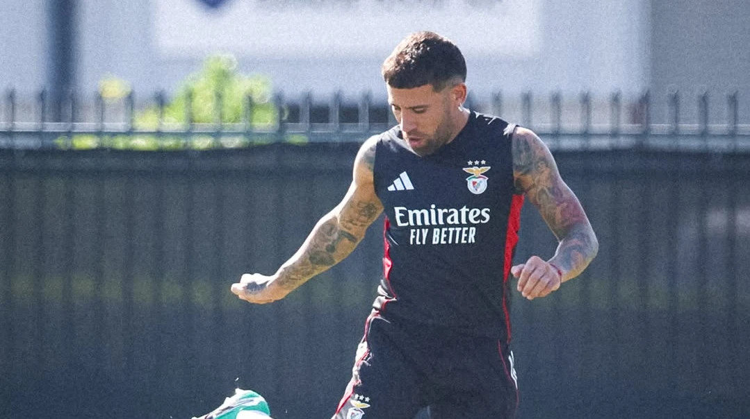 Моуринью просит Бенфику не отпускать ключевого игрока в Барселону