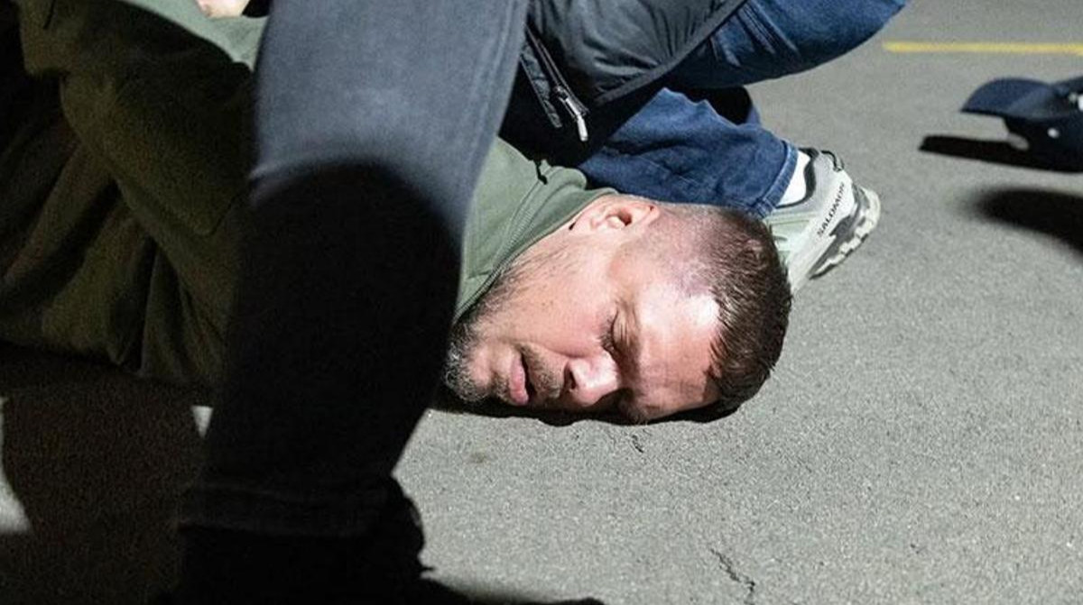 Вболівальники клубу Євроліги підтримали баскетболіста, який виступає проти сербського президента. Раніше вони робили проросійські акції