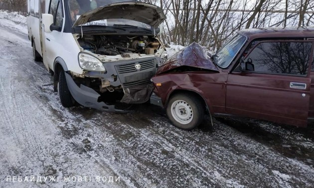 Дитячо-юнацька команда з Кропивницького потрапила в ДТП. ФОТО