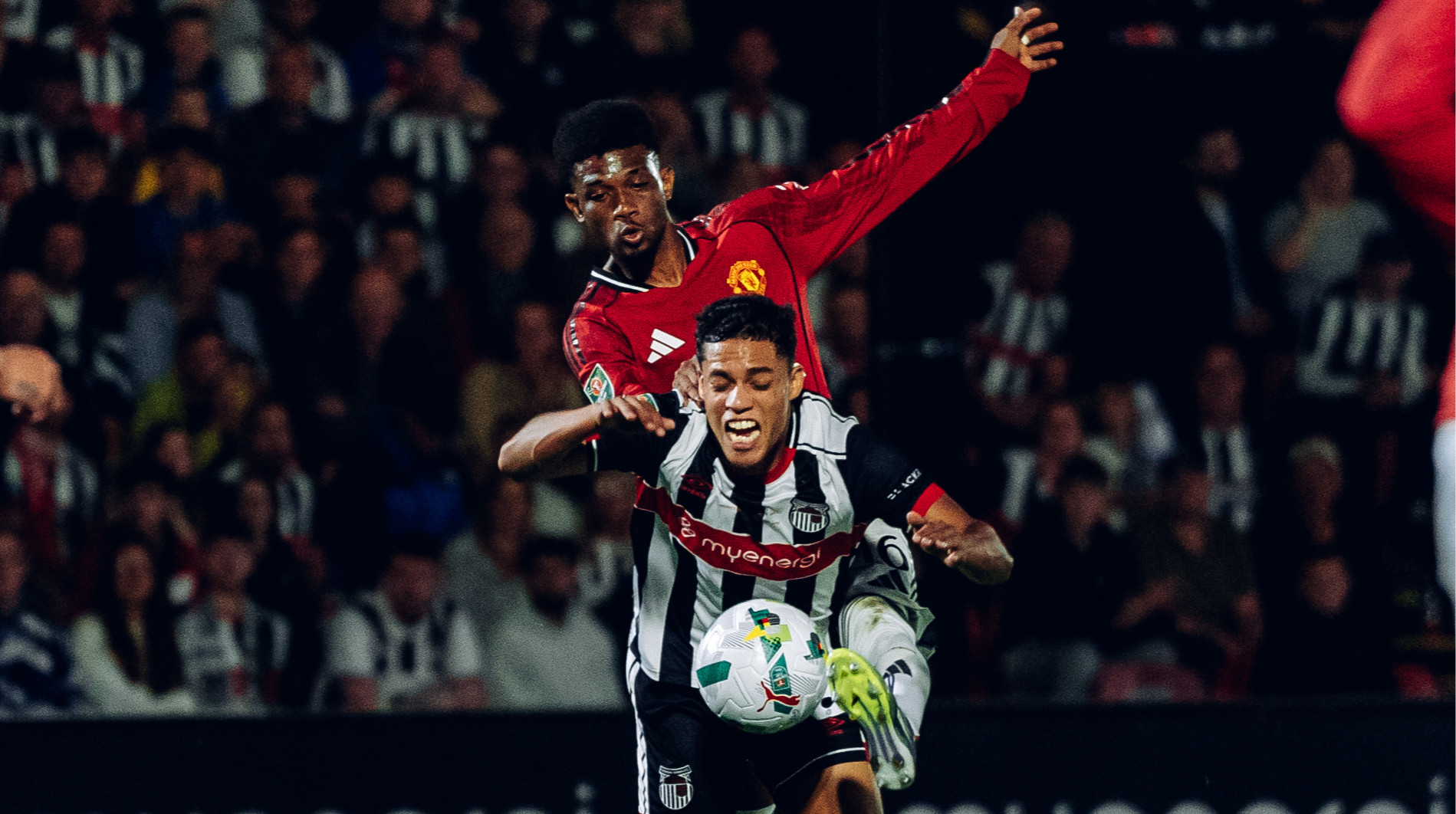 Эвертон с Миколенко в составе переиграл Мэнсфилд, МЮ в бешеной серии пенальти вылетел от Гримсби в 1/32 финала Кубка английской лиги