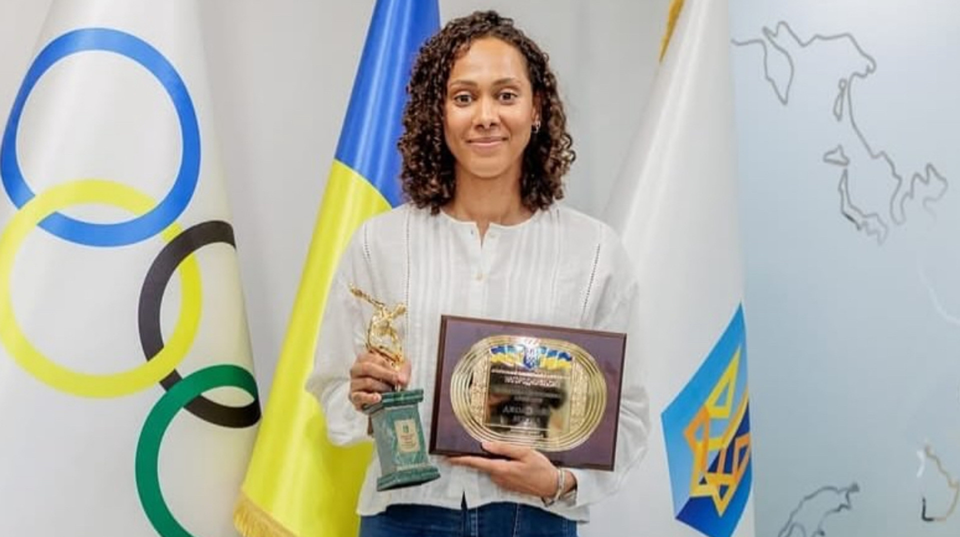 Відома українська фехтувальниця оголосила про вагітність у свій день народження