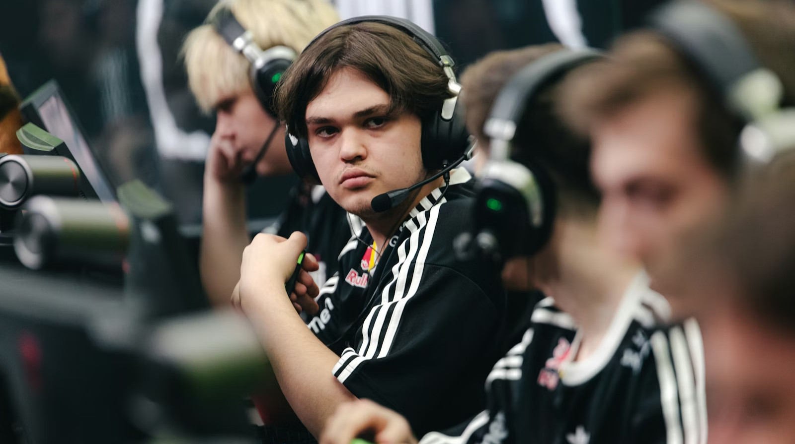 Украинец стал лучшим игроком матча PGL Bucharest 2026