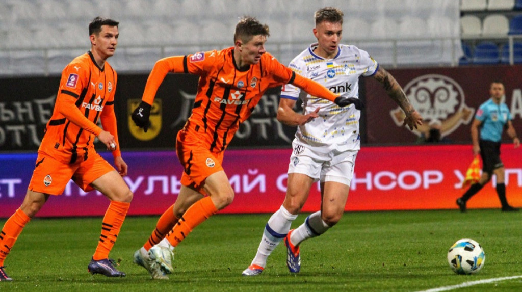 Динамо Київ та Шахтар зустрінуться у фінальному матчі Кубку України