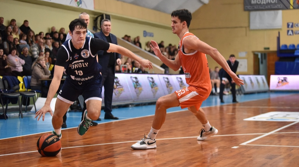 Харківські Соколи розібралися з Черкаськими Мавпами, Говерла здолала Ніко-Баскет