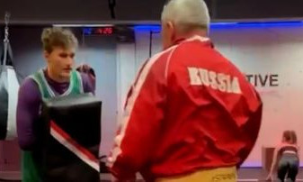 Скандальные видео: президент федерации носит одежду с надписью Россия и говорит об отделении Закарпатья