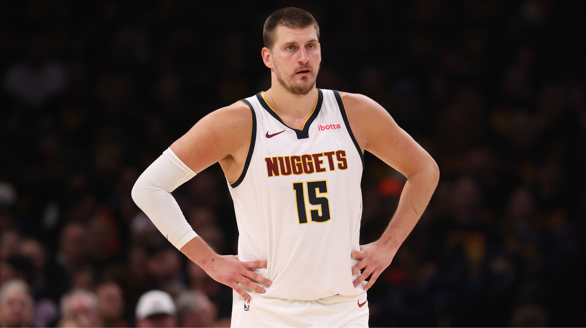 Йокич отримав травму в матчі проти Маямі