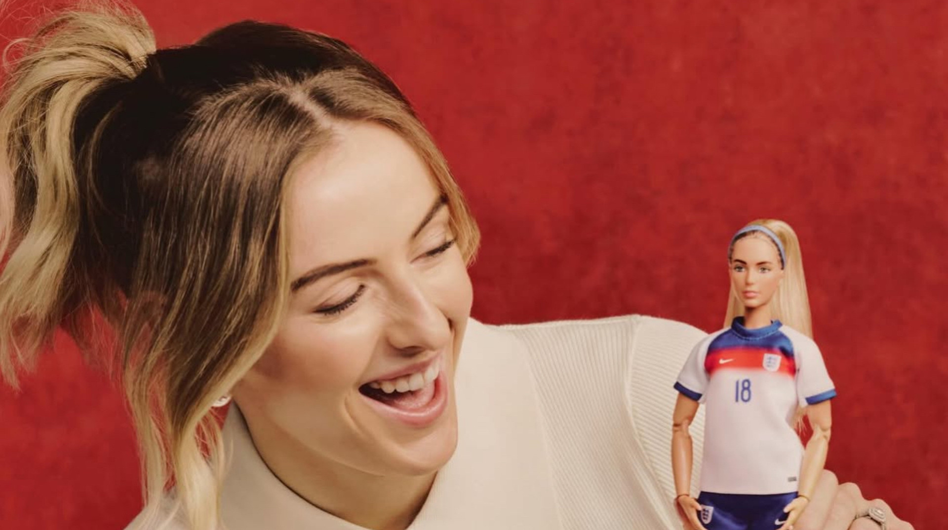 Звездные спортсменки получили собственных кукол Барби накануне 8 марта: фото