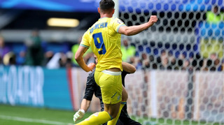 Нападник збірної України обирає друга московського Спартака. Чому трансфер Яремчука викликає подив