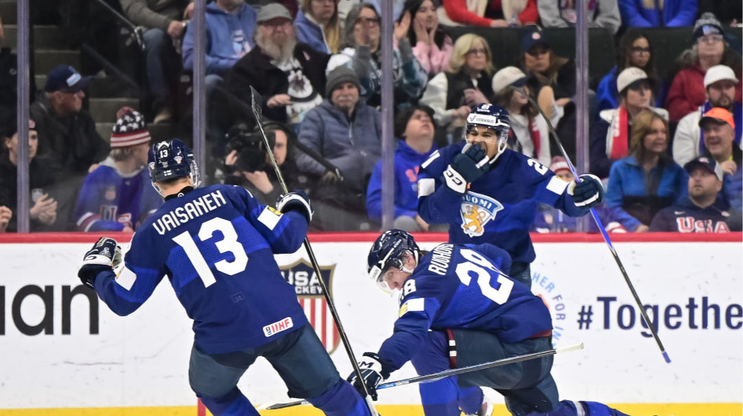 Финляндия взяла реванш у США, Канада не заметила Словакию: определились полуфиналисты молодежного чемпионата мира