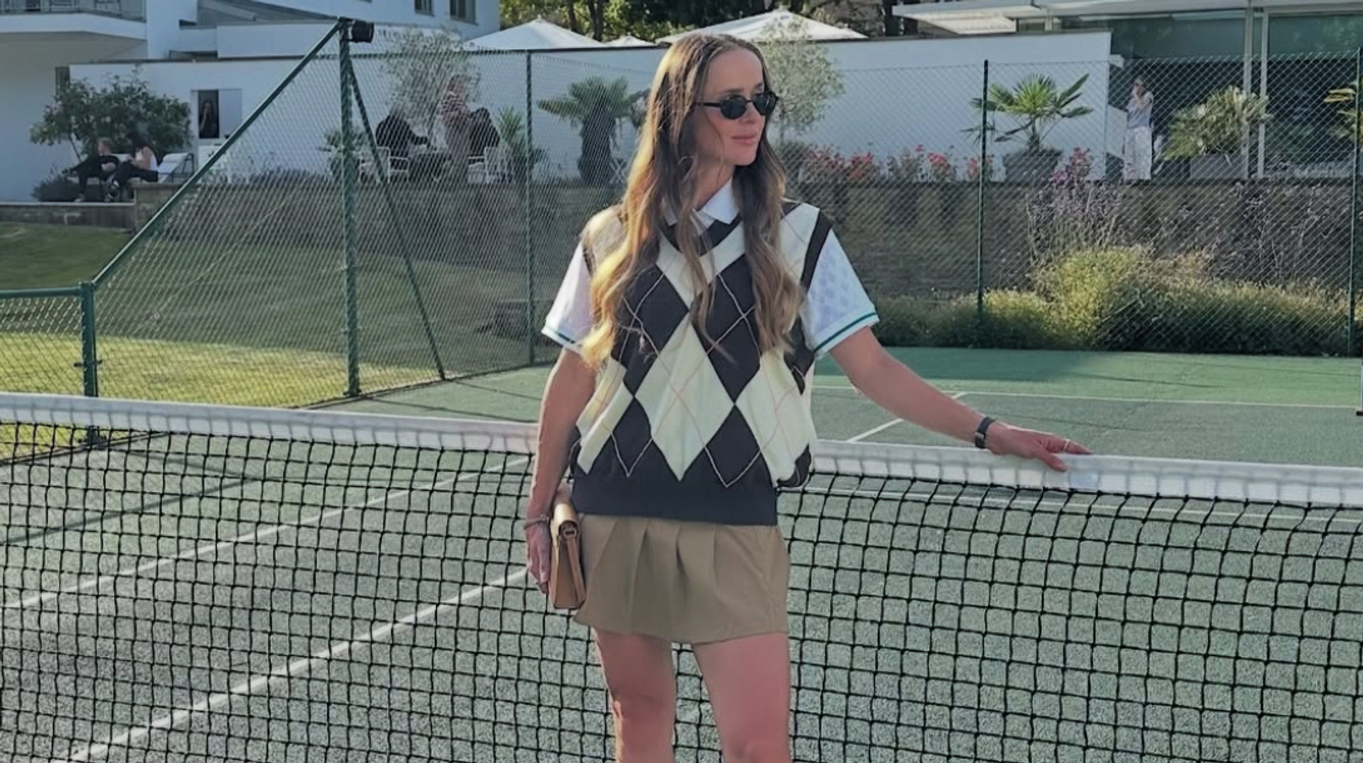 Світоліна підкорила фанатів стильною фотосесію перед стартом Вімблдону