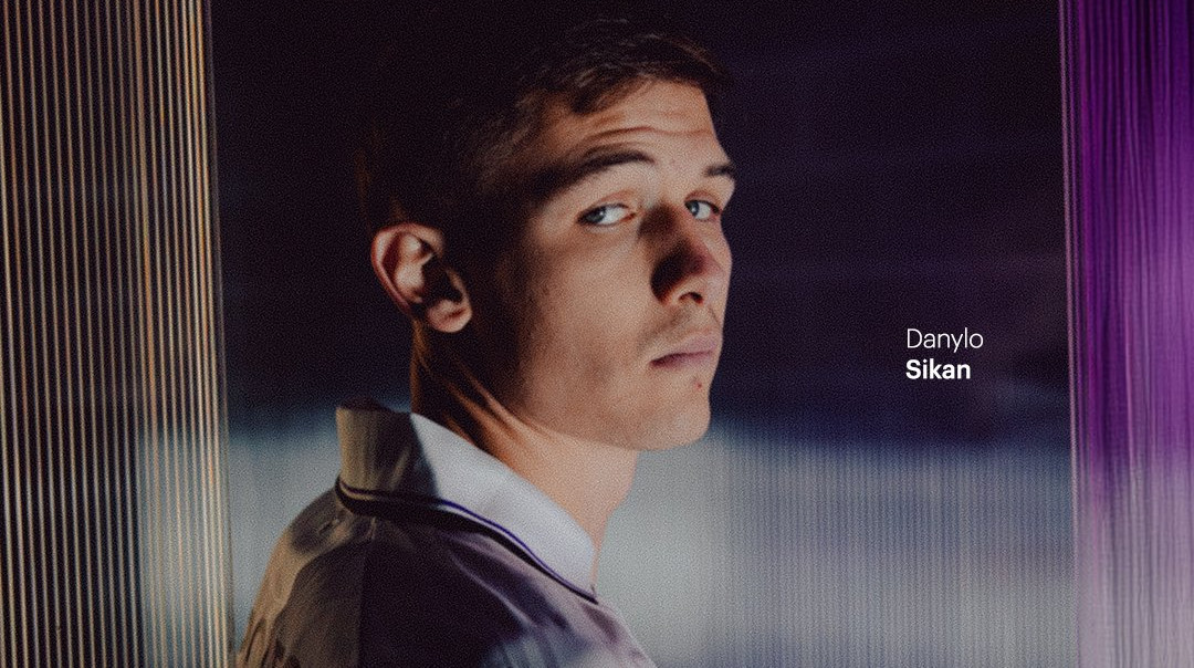 Андерлехт подписал форварда сборной Украины Сикана