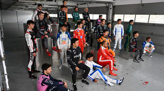 Новий регламент, дебют Каділак та чемпіонські амбіції 4 команд: прев'ю сезону Формули-1