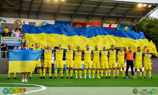 Україна стартувала на Євро з перемоги та поразки