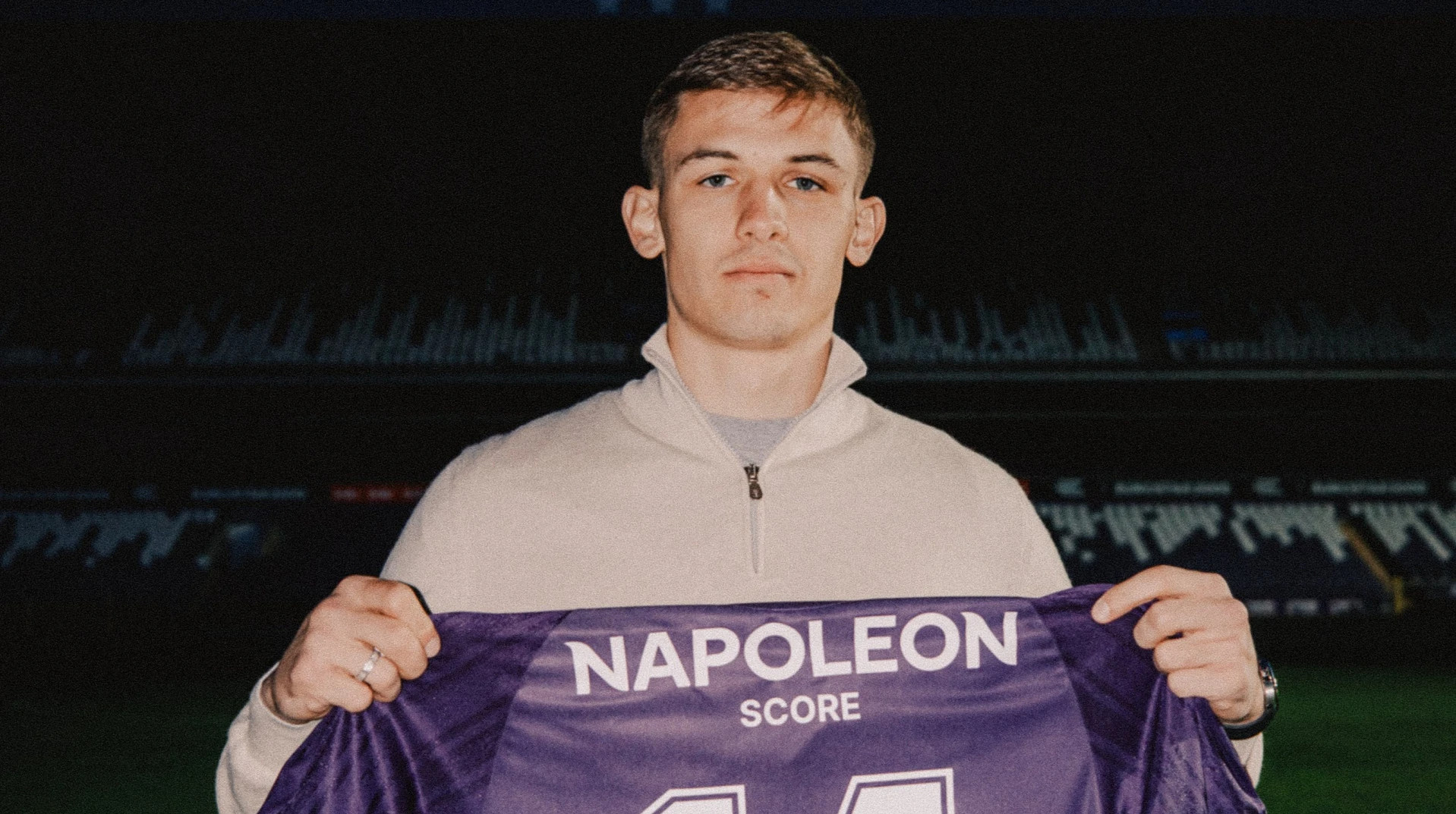 Нічого не досягнув: ексфорвард Андерлехта нищівно розкритикував Сікана