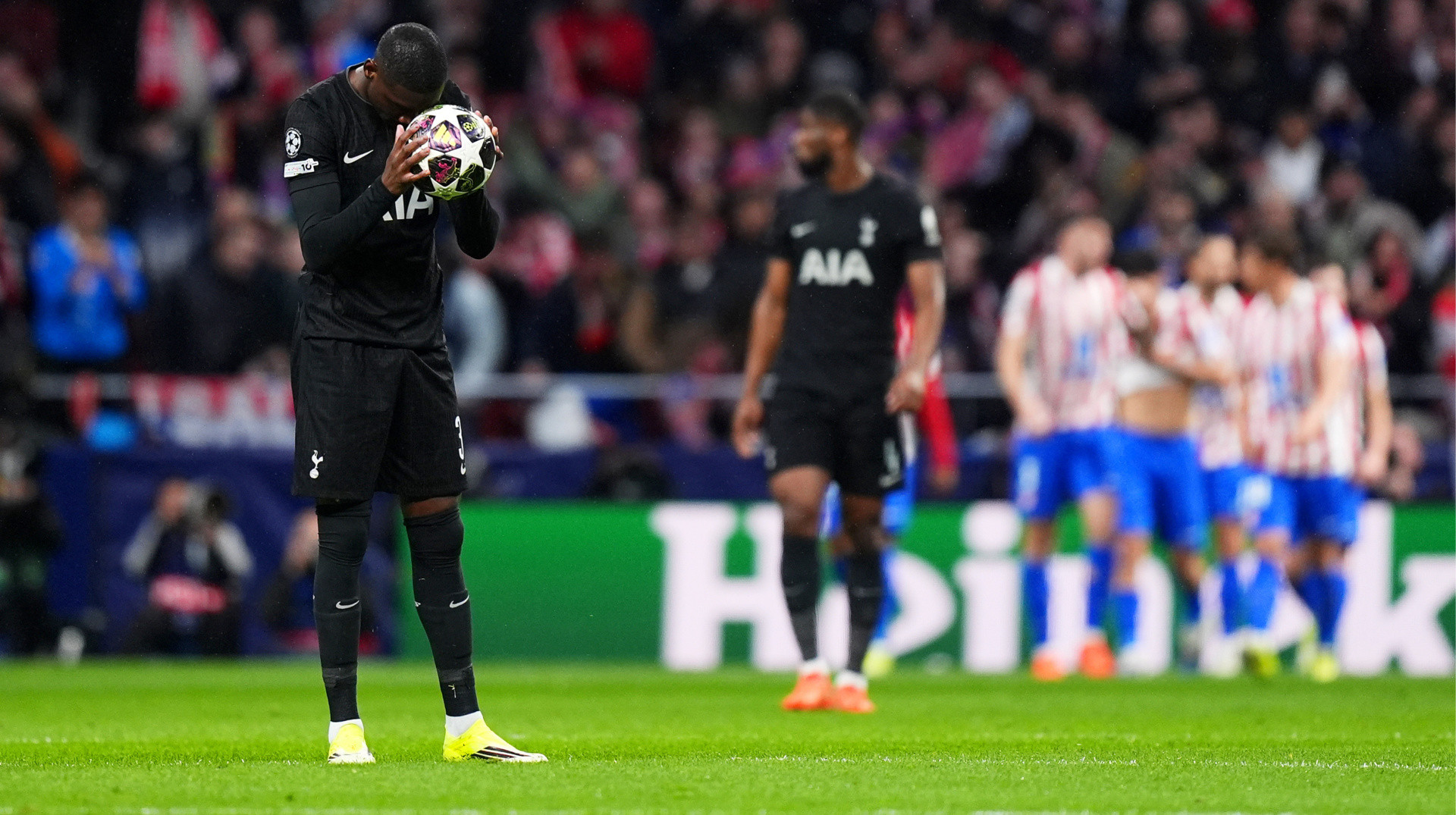 Так падав Тоттенгем: скупий Леві, нудний Франк і Кінський, що насмішив Метрополітано