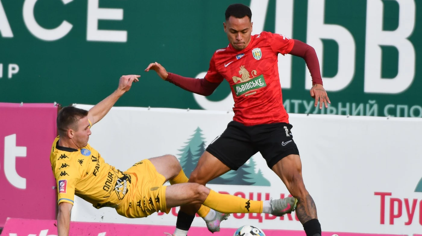 Букмекери назвали фаворита матчу Рух – Карпати