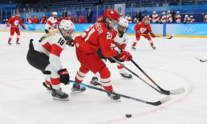 Жіноча збірна Швейцарії вийшла до півфіналу хокейного турніру