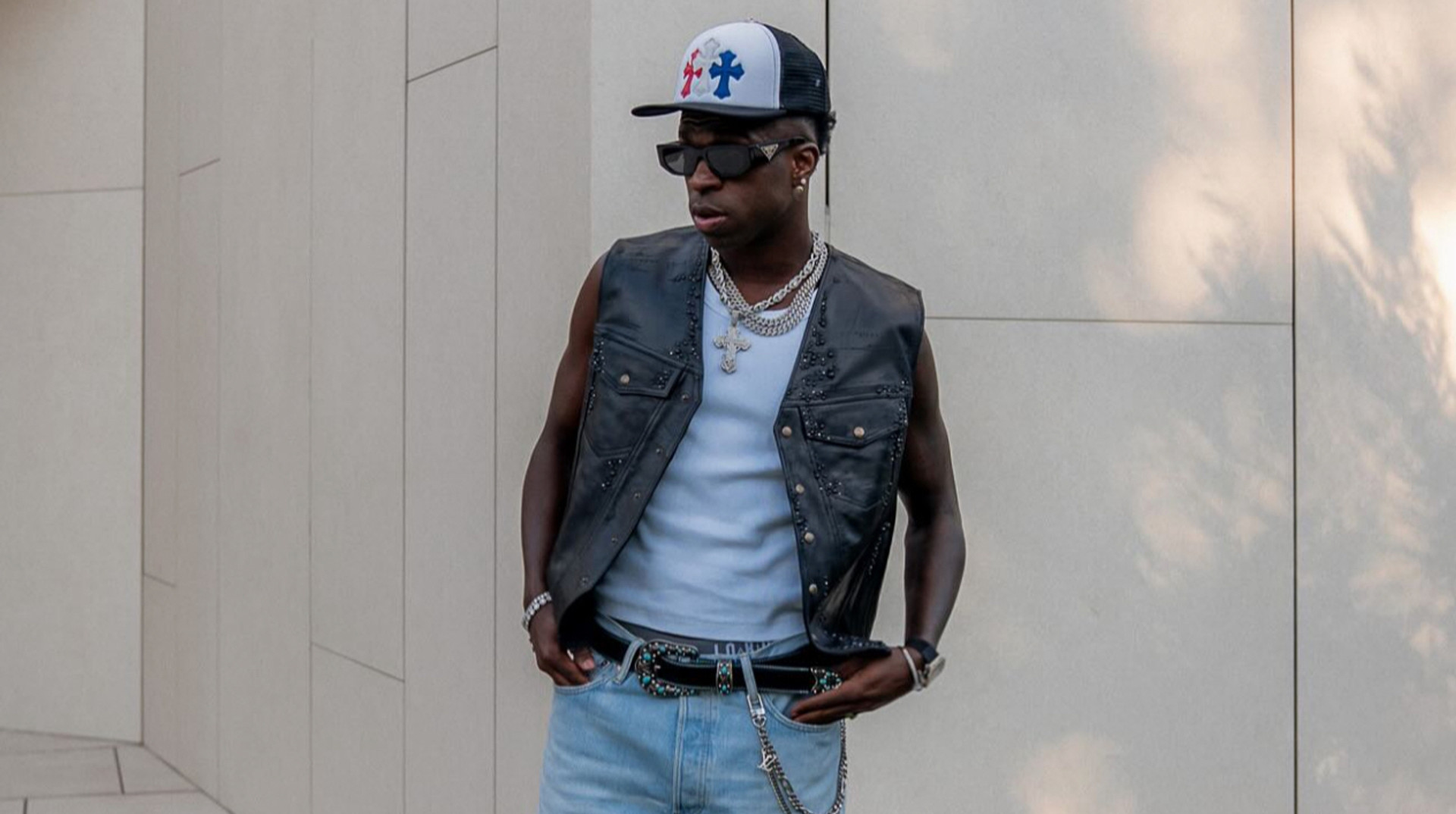 Новий роман Вінісіуса: зірка Реала записав вірусний танець із відомою блогеркою