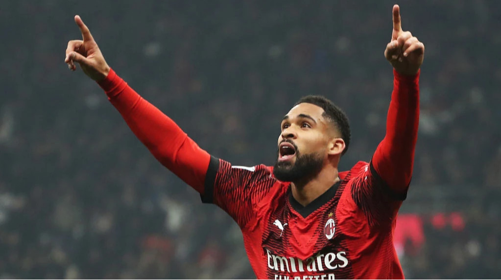 Ювентус может подписать хавбека Милана в январе