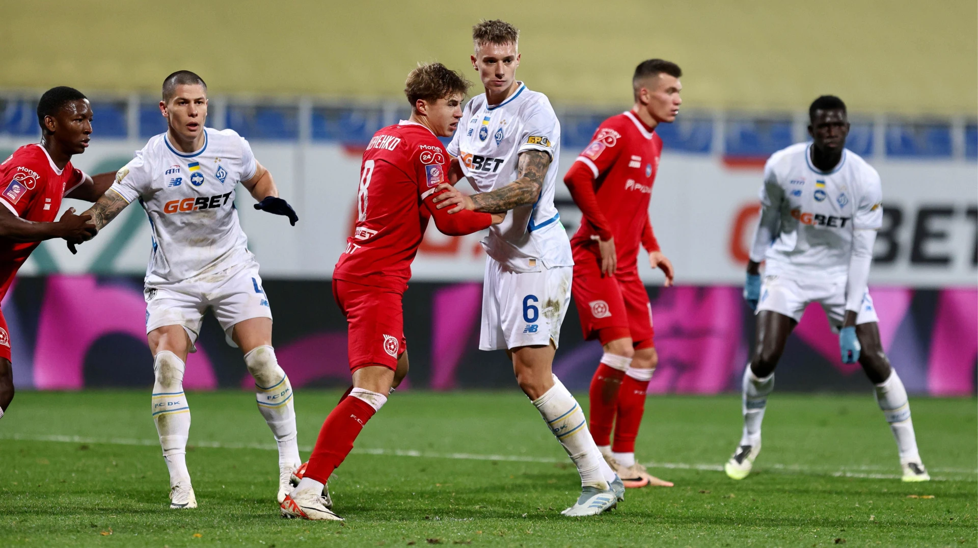 Кривбас та Динамо оголосили склади на центральний матч 25 туру УПЛ