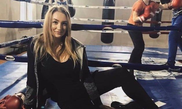 Дівчина дня: українська боксерка з 6 розміром грудей - Наталія Андріяш