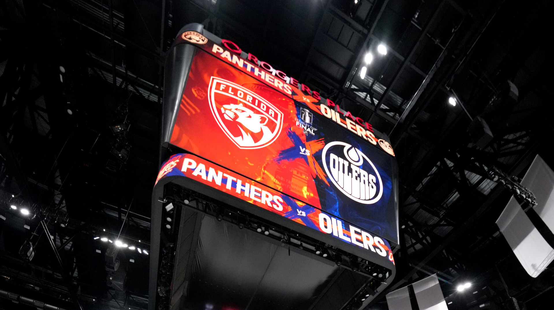 Солодка парочка Едмонтона проти зграї Пантер. Розбираємо сильні й слабкі сторони фіналістів Кубку Стенлі