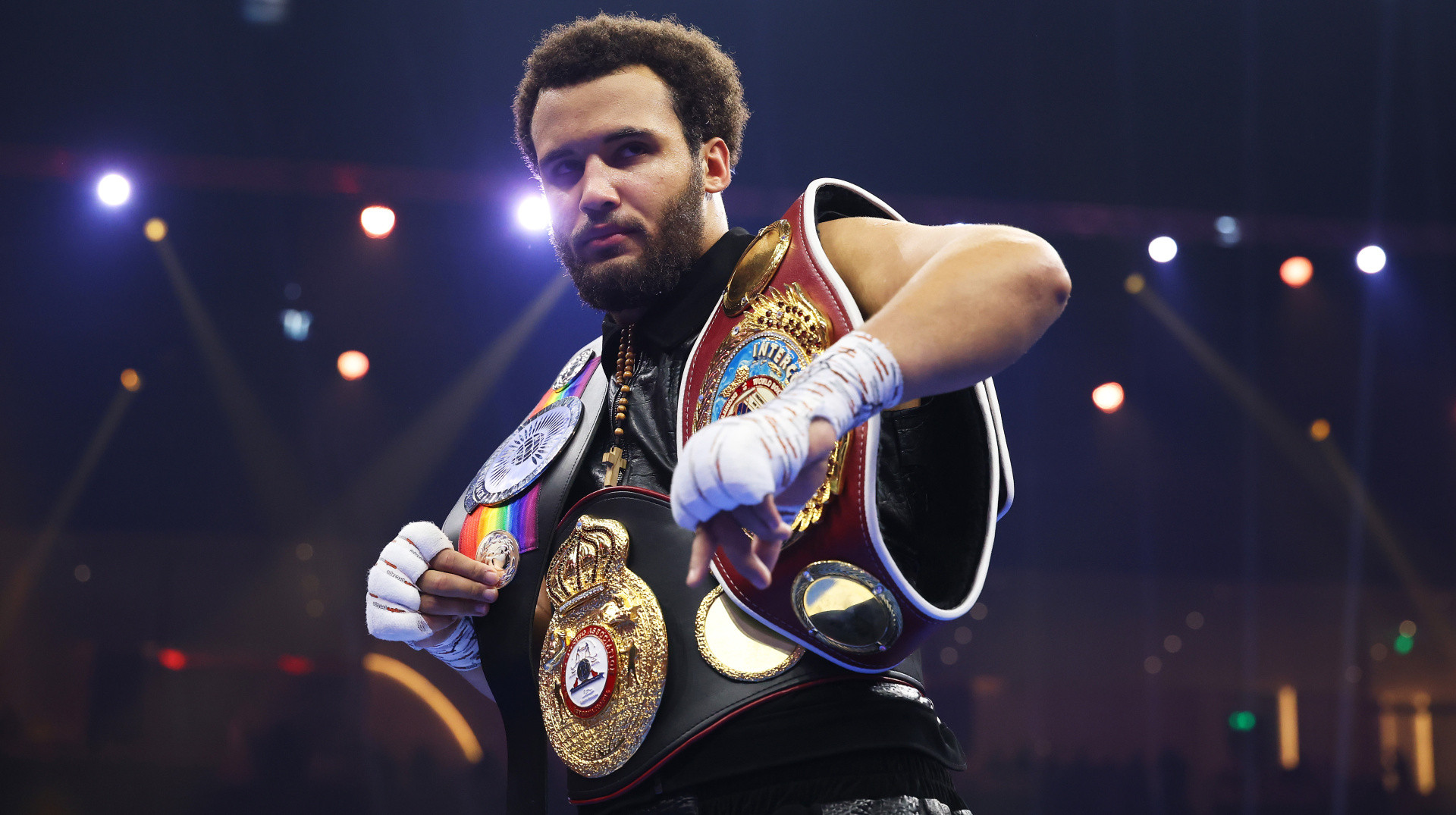 Воррен розкрив деталі травми Ітауми