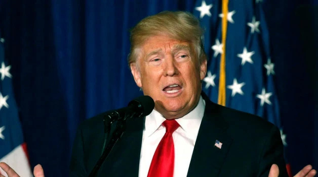 Адміністрація Трампа наказала Пенсильванському університету прибрати рекорди трансгендерного плавця