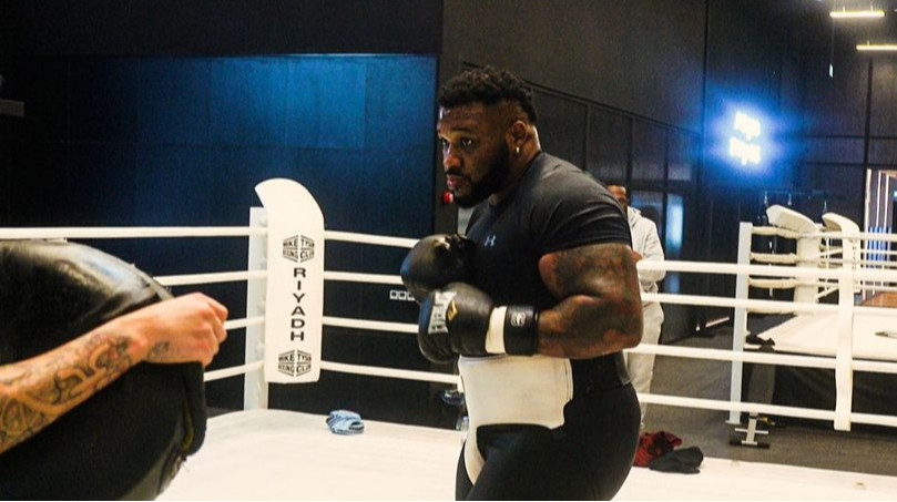 Бывший соперник Усика получил бой в андеркарде Канело – Кроуфорд