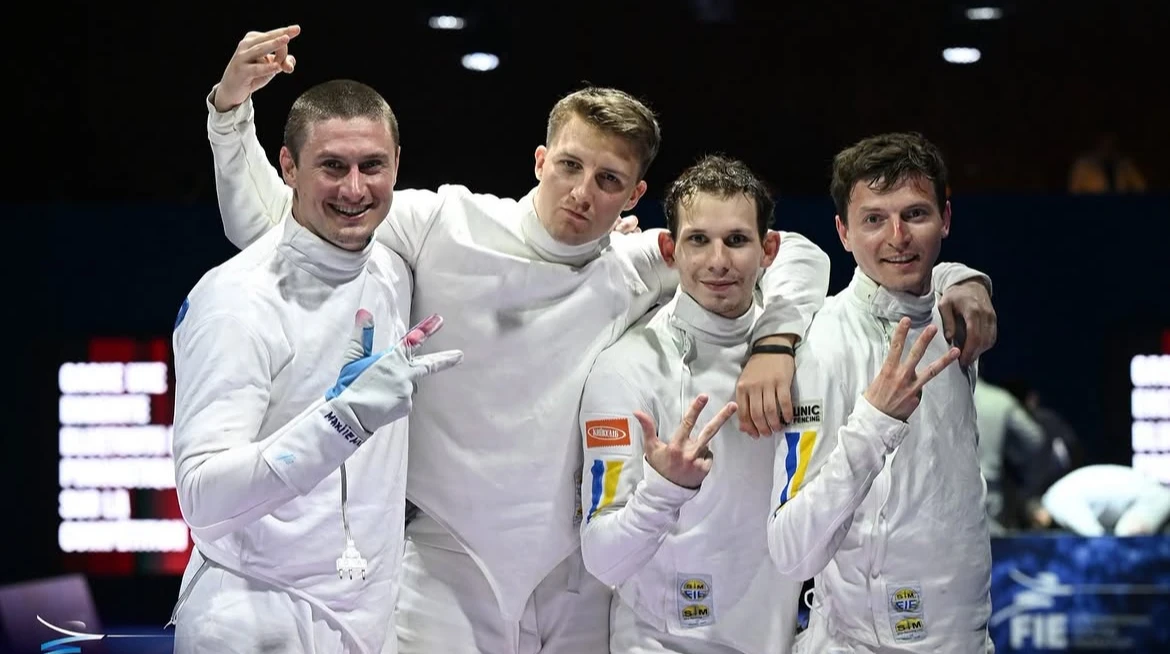 Українські шпажисти вийшли до півфіналу ЧС-2026 у командних змаганнях