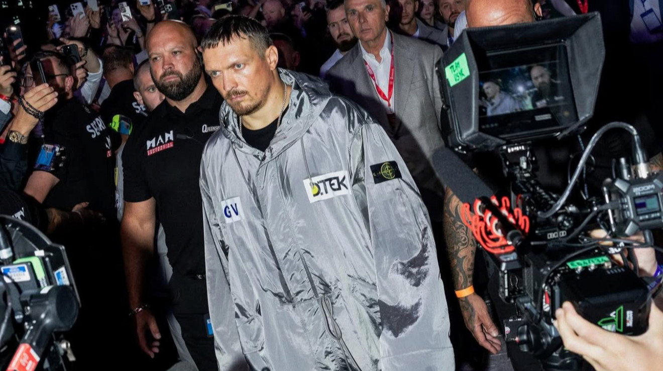 Околи оценил возможность проведения поединка с Усиком