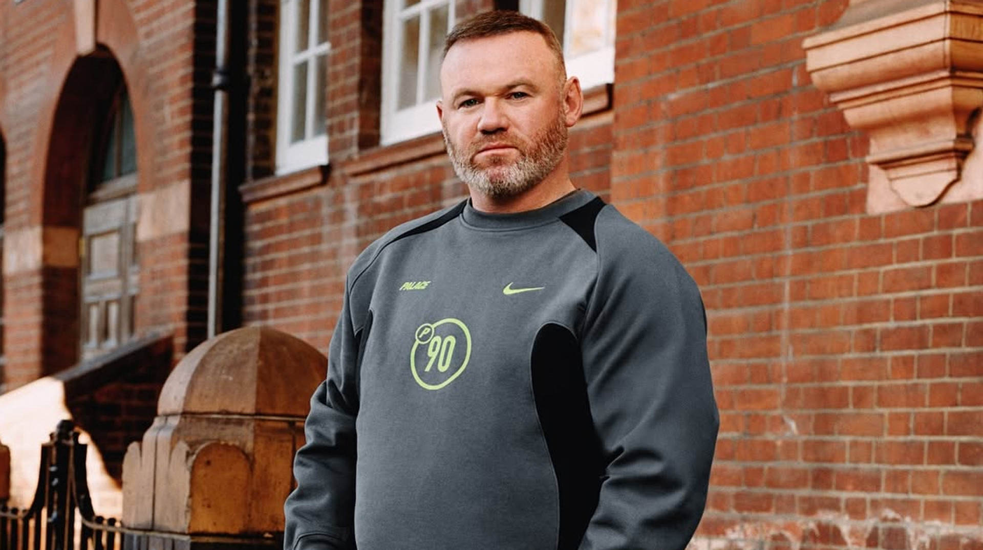 Є ще порох у порохівницях: Руні повторив свій легендарний гол ножицями під час шоу на телебаченні