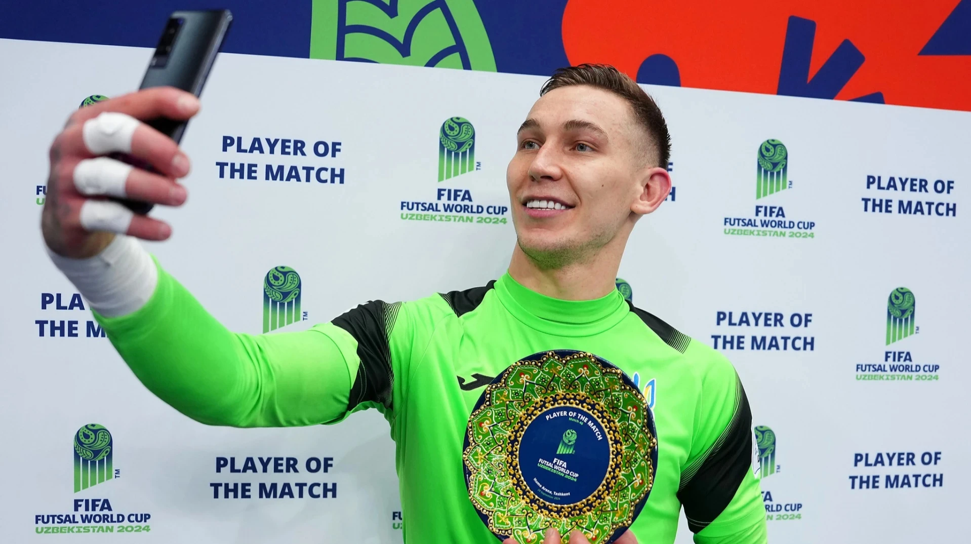Чинний переможець Ліги чемпіонів може підписати воротаря збірної України