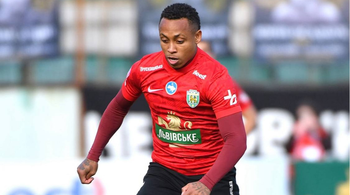 Без ударів у площину: Карпати та Рух зіграли в нульову нічию