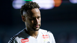 Возвращение на грани катастрофы: как Неймар подтверждает репутацию в Сантосе