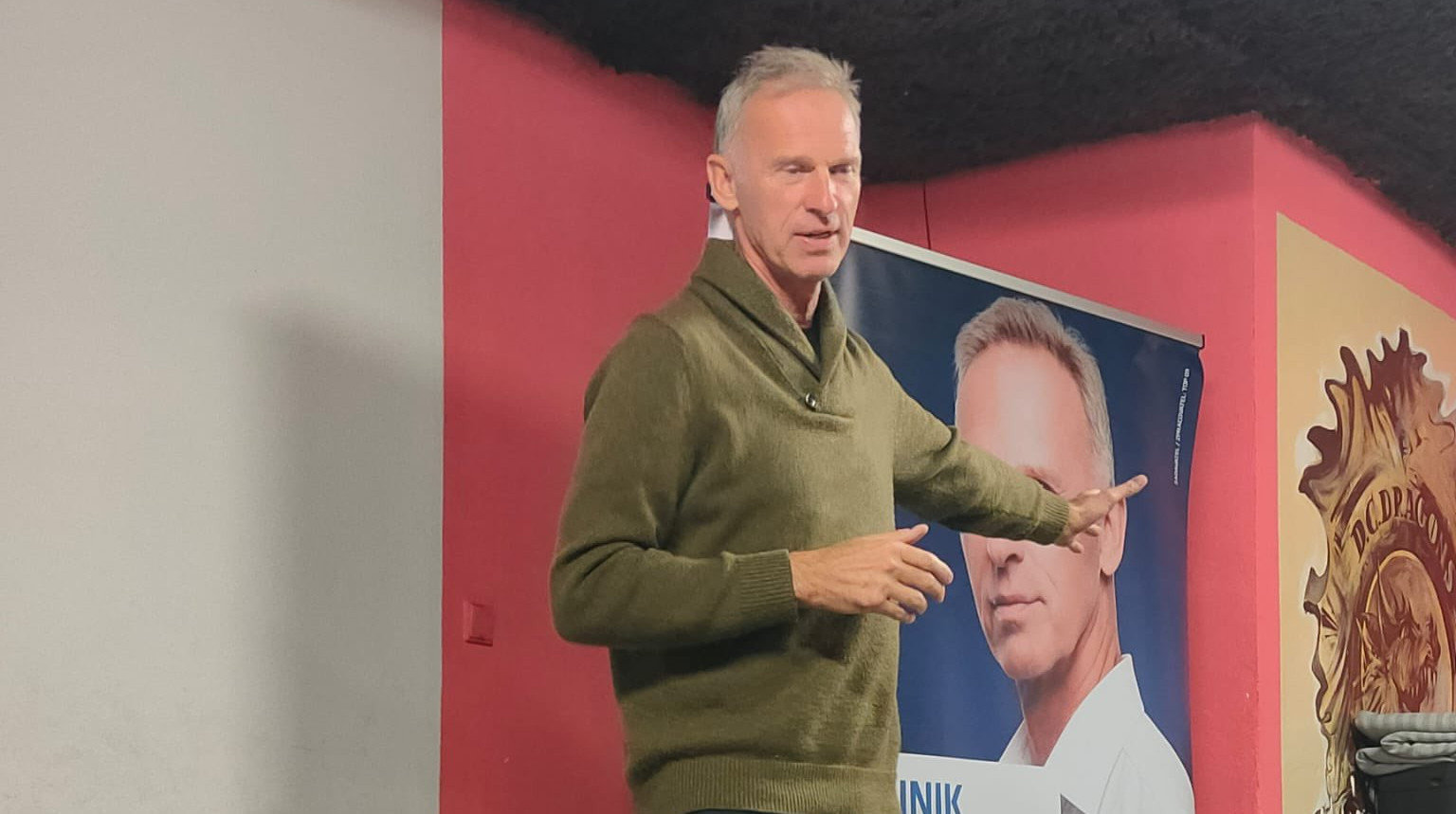 Гашек: Президент ФИФА или очень глупый, или поддерживает Россию