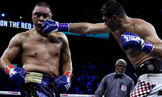 Хргович переміг Чжилея і став претендентом на титул IBF у суперважкій вазі
