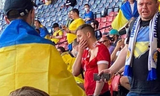 З'явилося відео побиття російського уболівальника