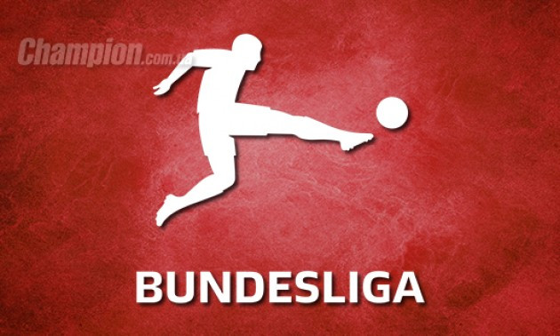 Коноплянка віддав неймовірну гольову передачу в матчі Бундесліги. ВІДЕО