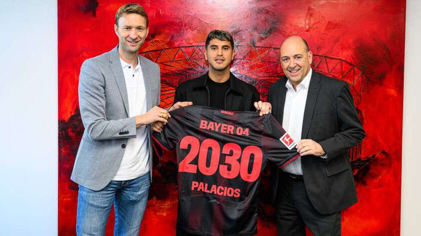 Байер продлил контракт с одним из ключевых полузащитников