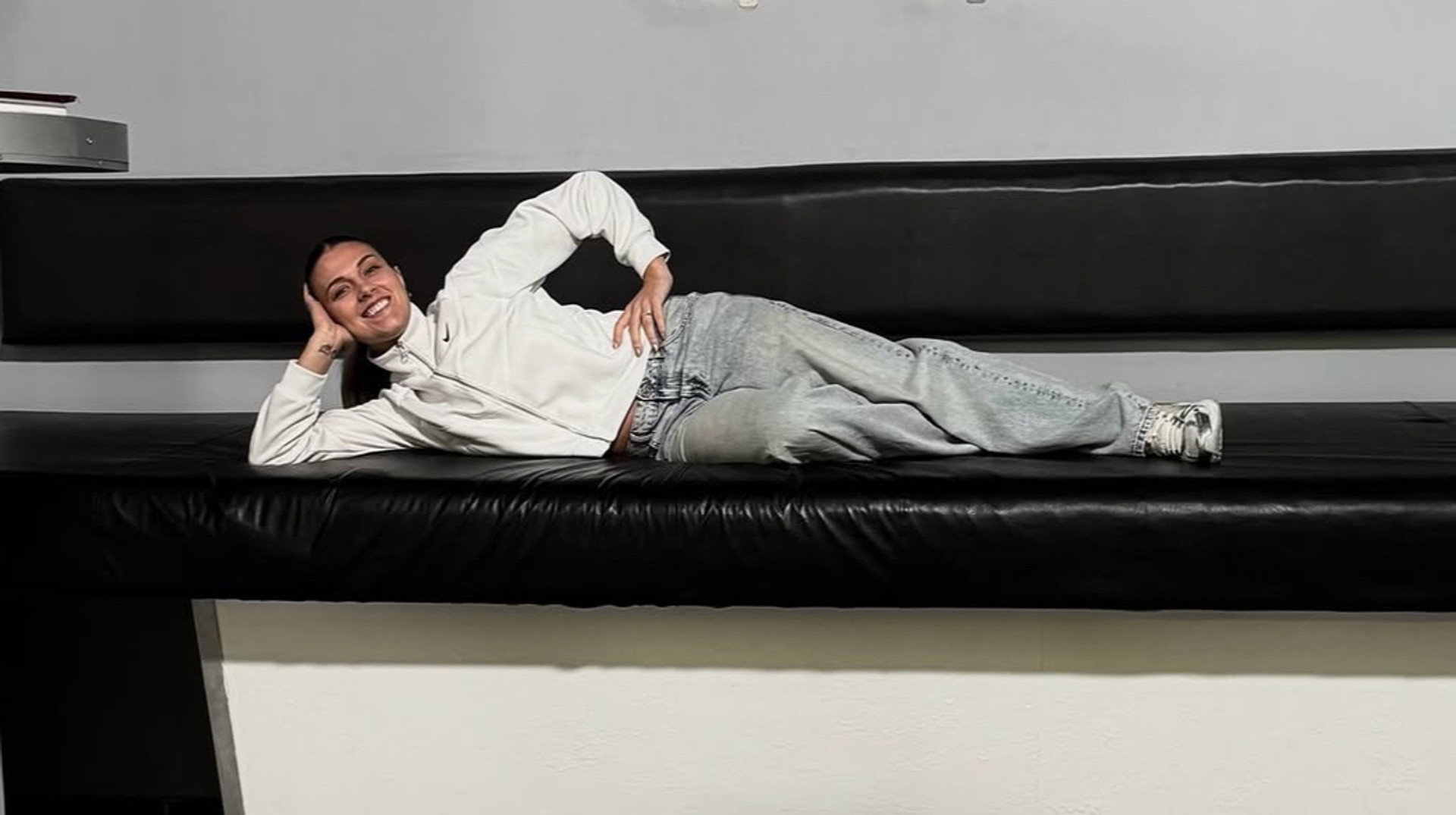 Харлан поділилася стильними фото і враженнями від виставки Ukraine WOW