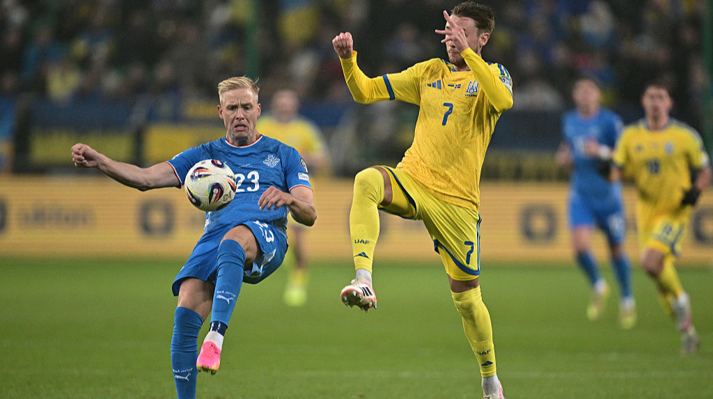 Сборная Украины благодаря голам Зубкова и Гуцуляка победила Исландию и вышла в плей-офф отбора на ЧМ-2026
